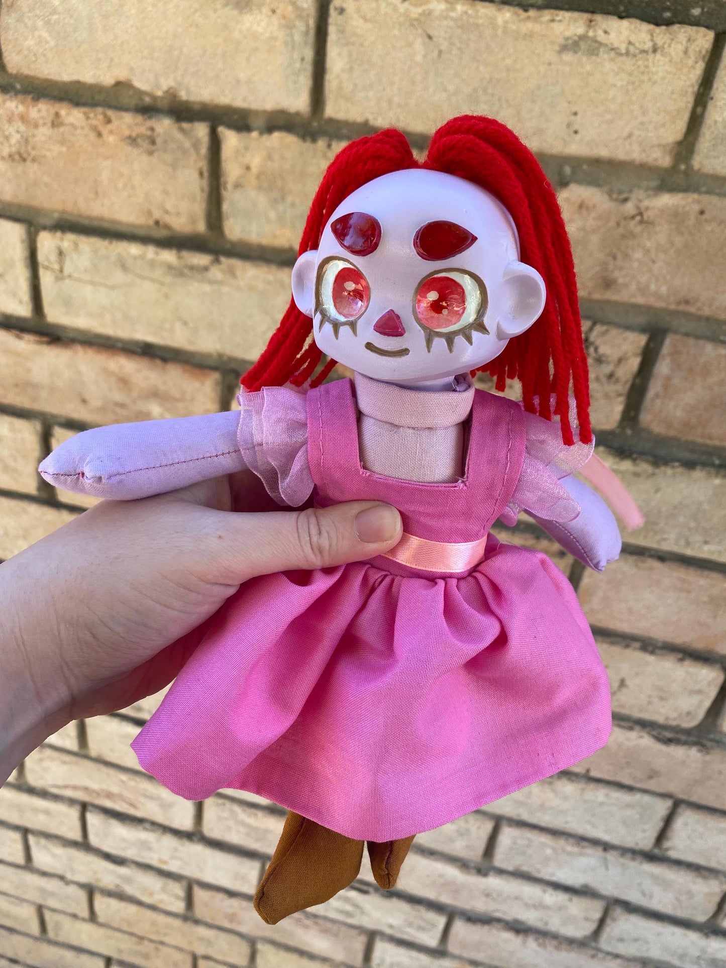Charlie - Heart Eyes - Ready to Ship!