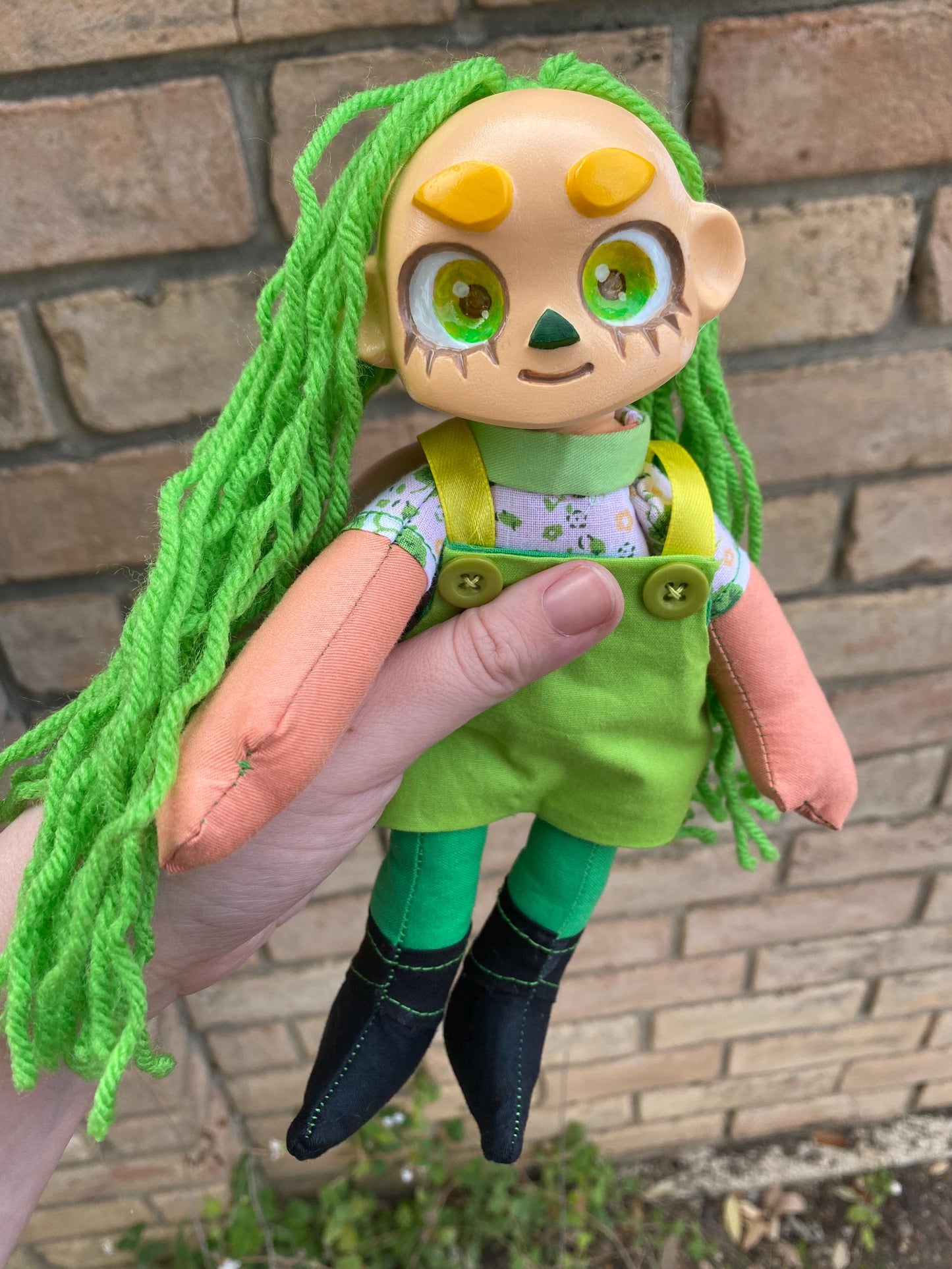 Charlie - Colorful & Customizable Ragdoll